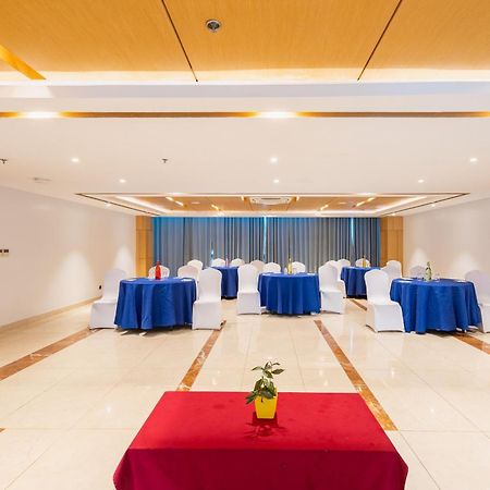 Hotel Siraichuli Chitwan Εξωτερικό φωτογραφία