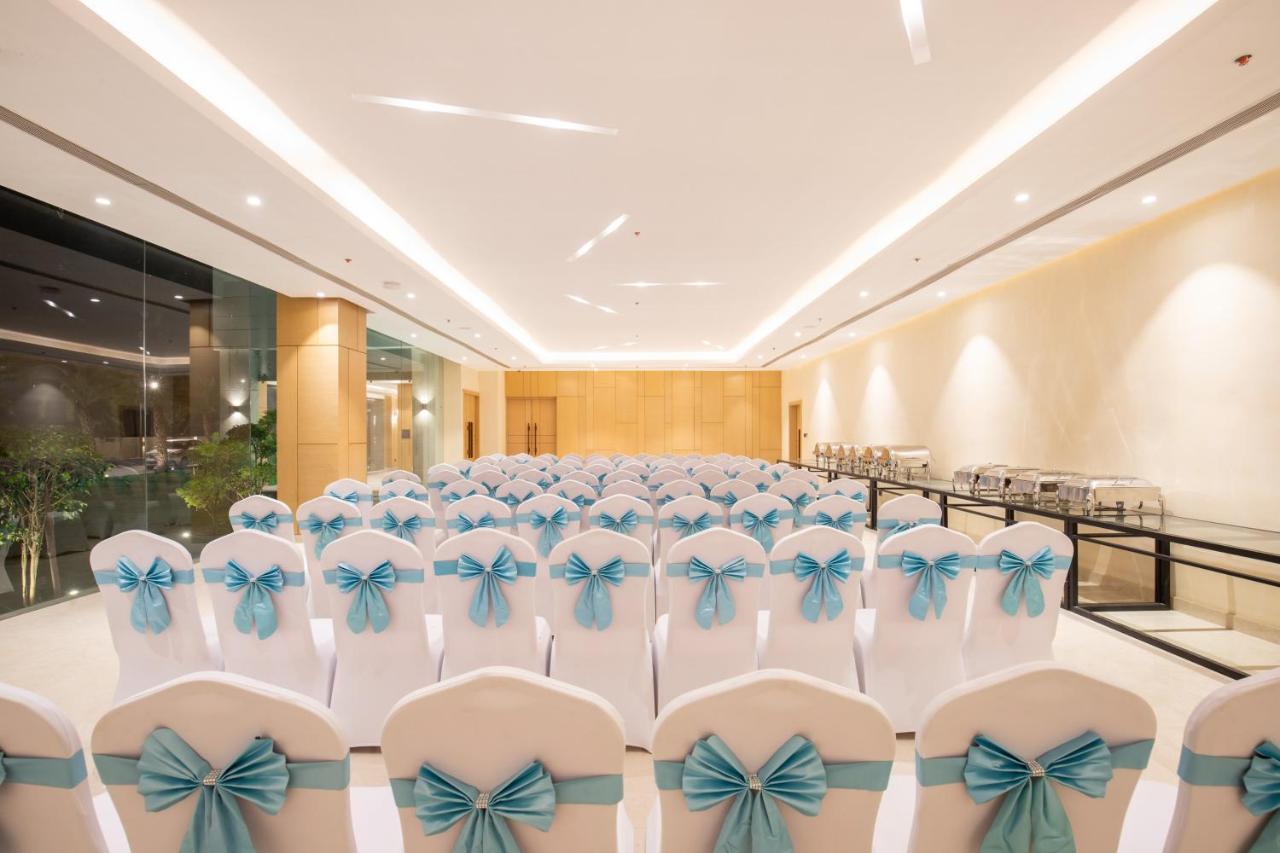 Hotel Siraichuli Chitwan Εξωτερικό φωτογραφία