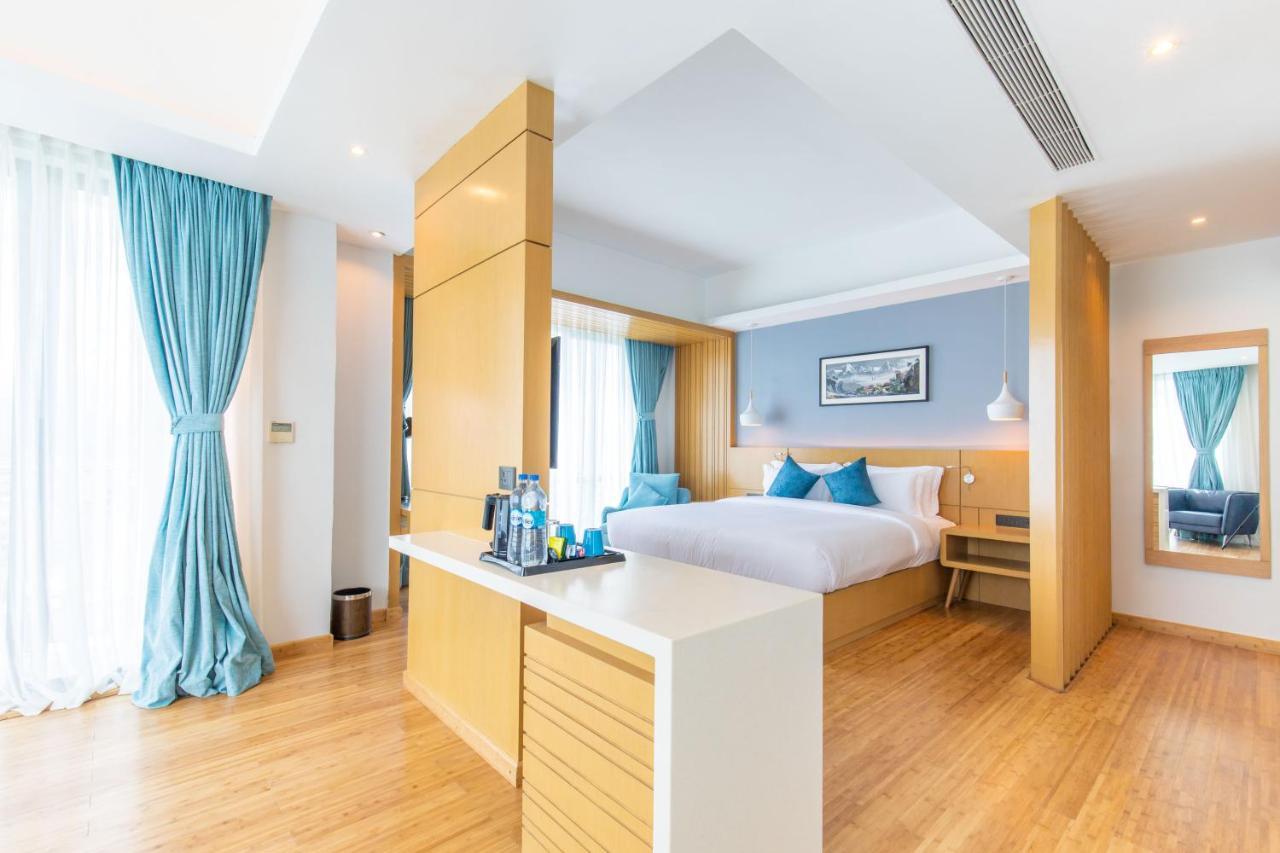 Hotel Siraichuli Chitwan Εξωτερικό φωτογραφία